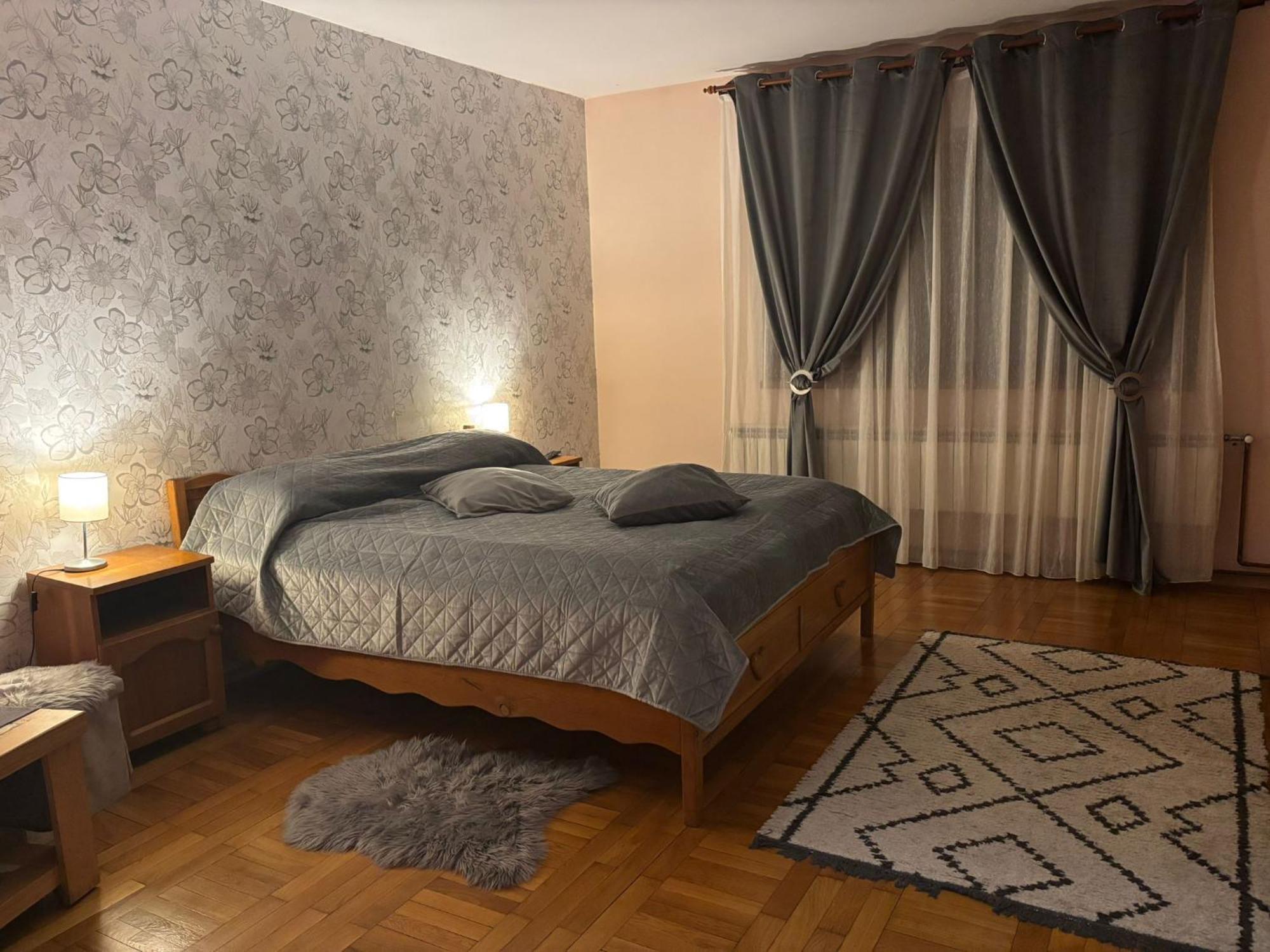 E'Milu Residence Ghimbav Exterior photo